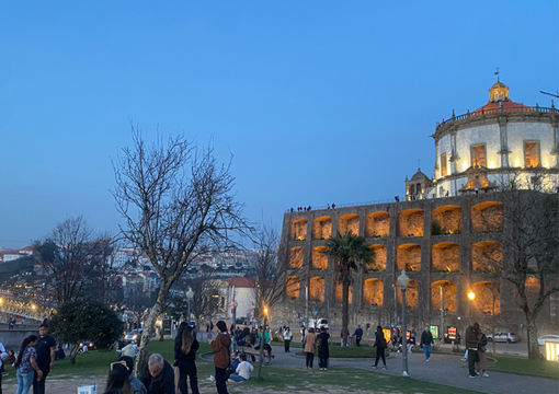 Actu CREAD : Cloé, étudiante en 4e année à CREAD Lyon, en échange ERASMUS+ au Portugal