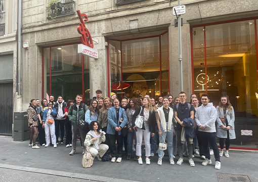 Visite de showrooms des étudiants en architecture à CREAD Lyon