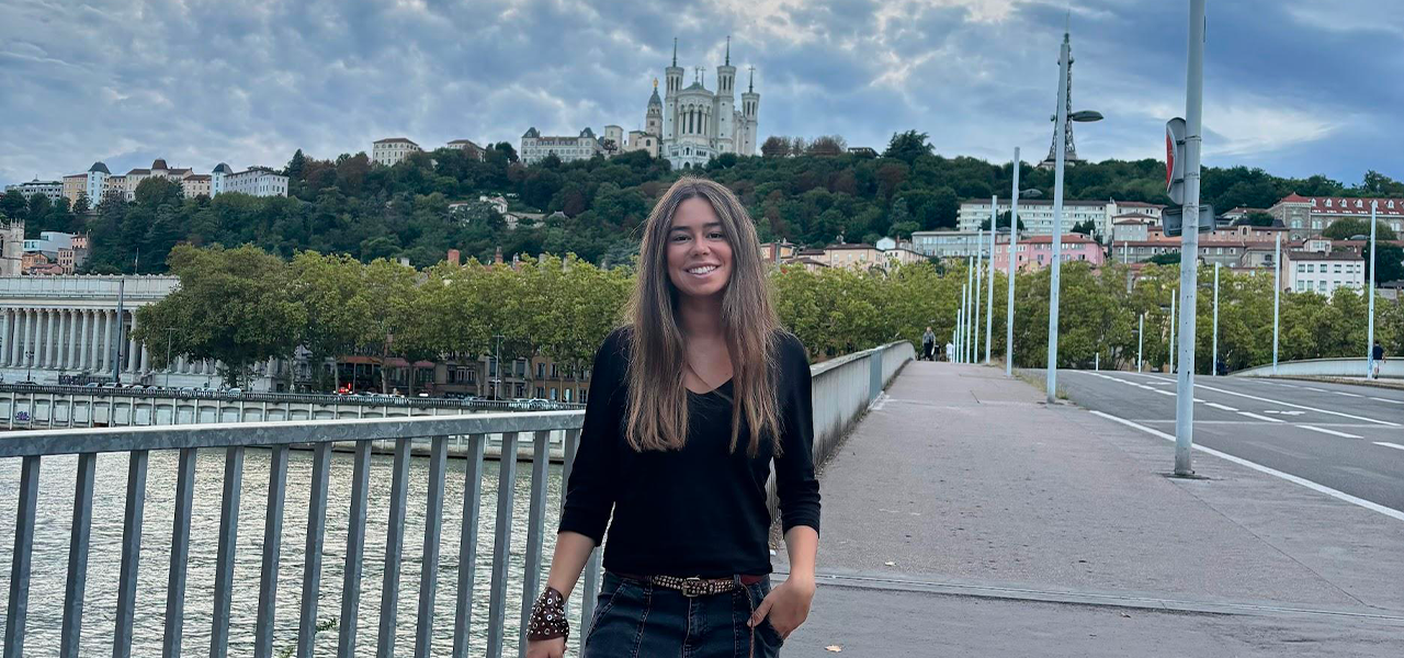 Témoignages étudiants - CREAD